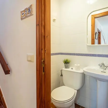 Casa Rectoral Entera Holiday home Tui