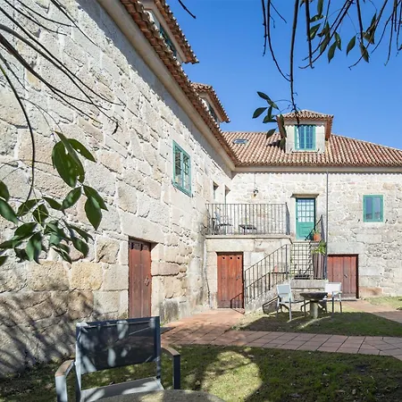 Casa Rectoral Entera Tui