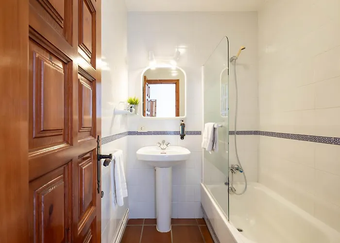 Casa Rectoral Entera Tui