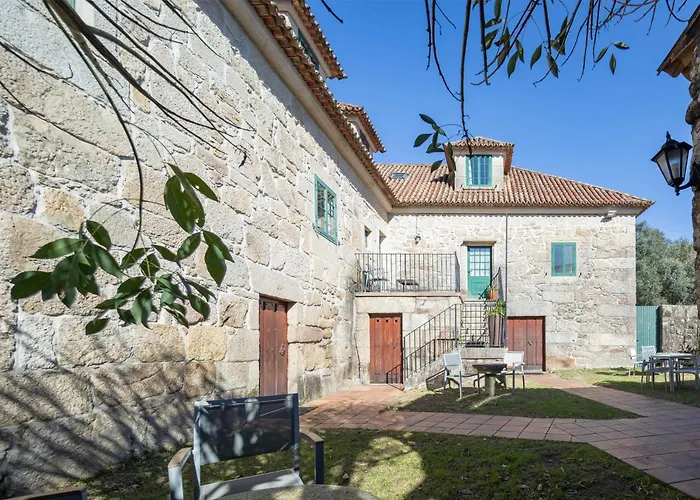 Casa Rectoral Entera Tui